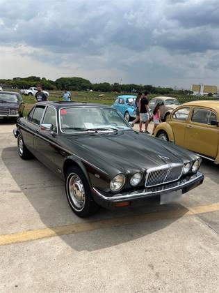 JAGUAR XJ6 4.0 V6 24V GASOLINA 4P AUTOMÁTICO